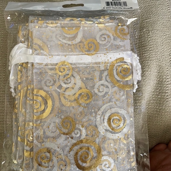 NEW 30 Bags of Sheer Bags with Gold Swirls Colors brand NEW. - Picture 6 of 6